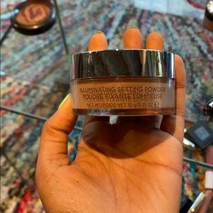 Cover fx illuminating deep setting powder